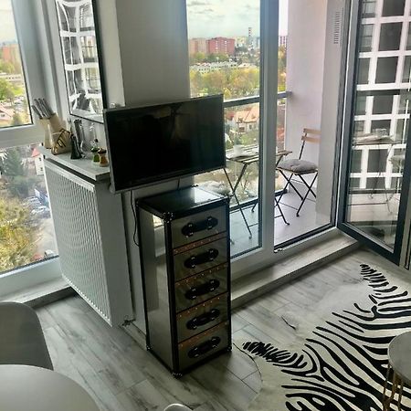 Luxury Wola Apartament Warsaw Exterior photo